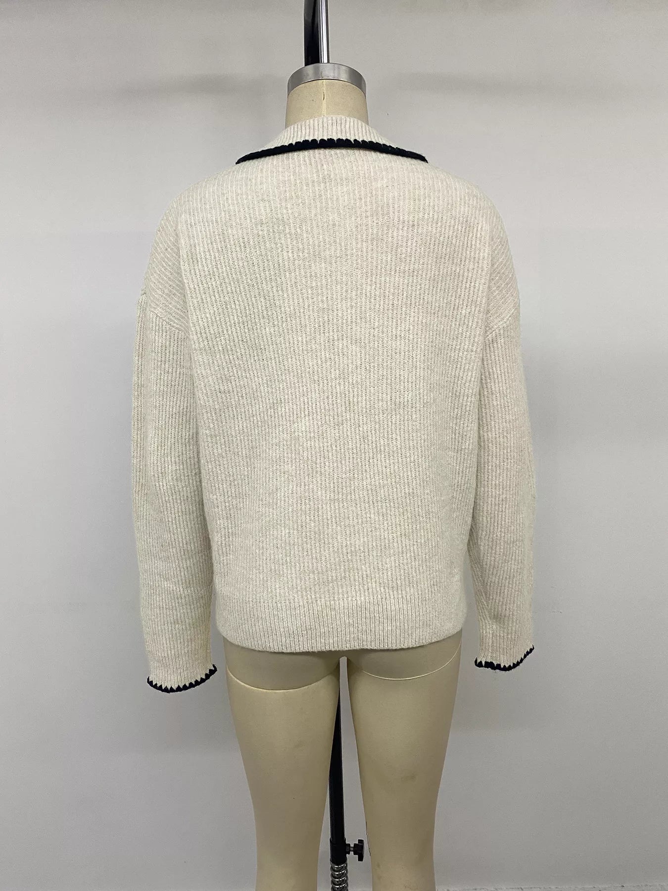 Trendsi Contrast Trim Dropped Shoulder Sweater -