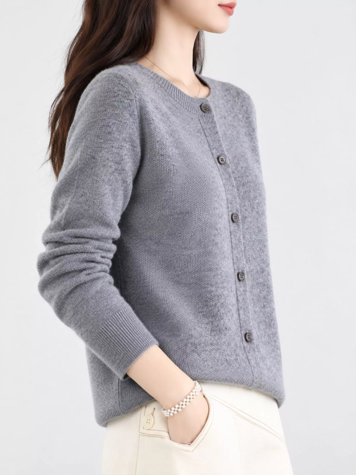Ribbed cardigan, gray side