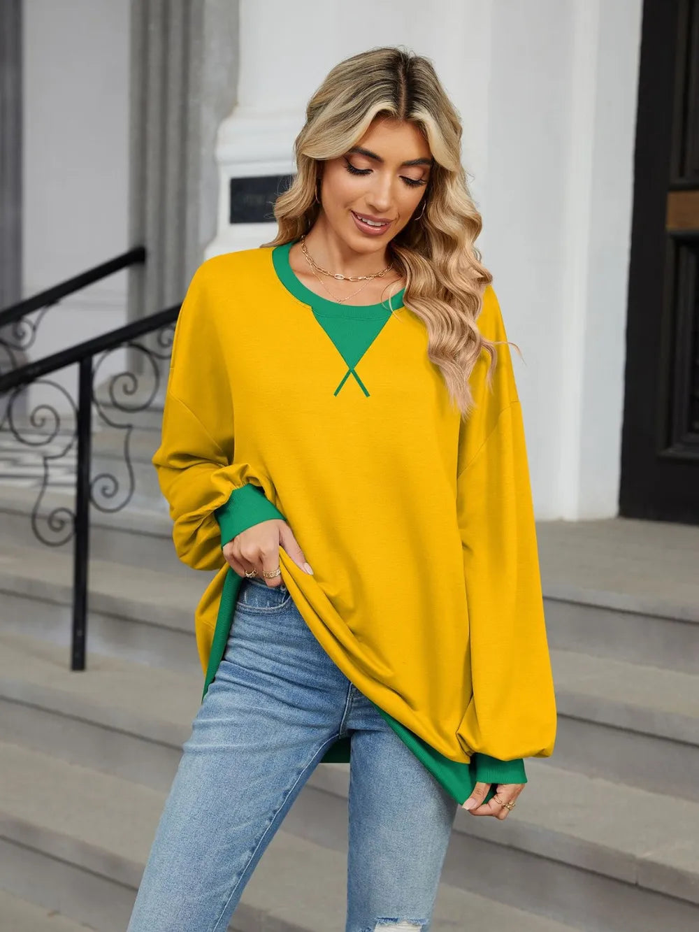 Trendsi Contrast Round Neck Long Sleeve Sweatshirt -