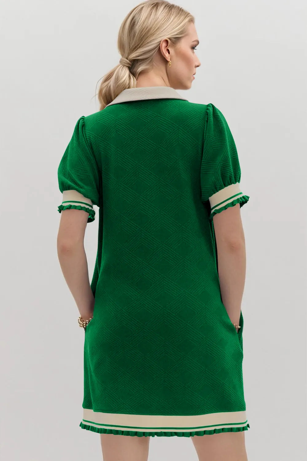 Women's apparel – product view 18