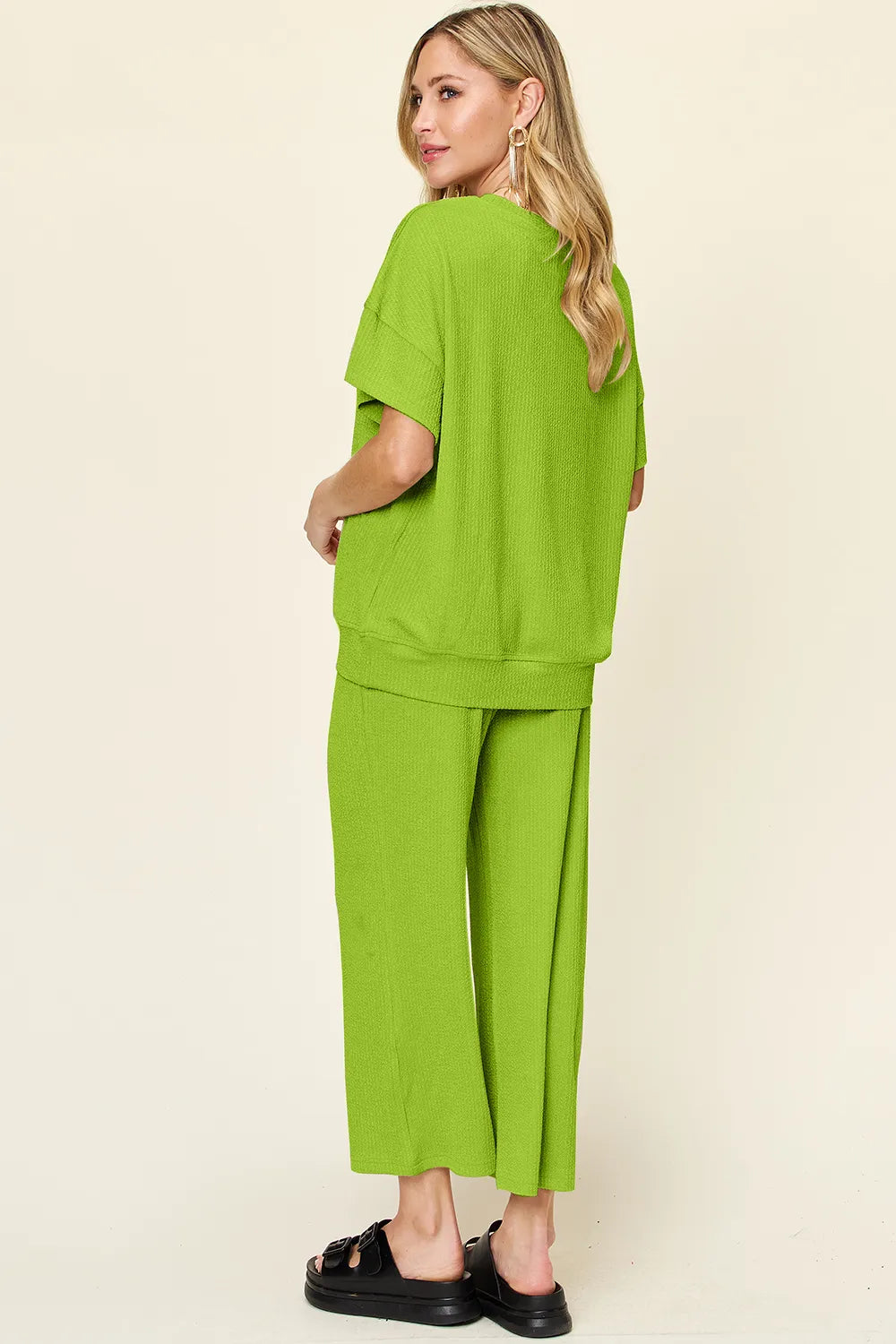 Women's clothing set – product view 3