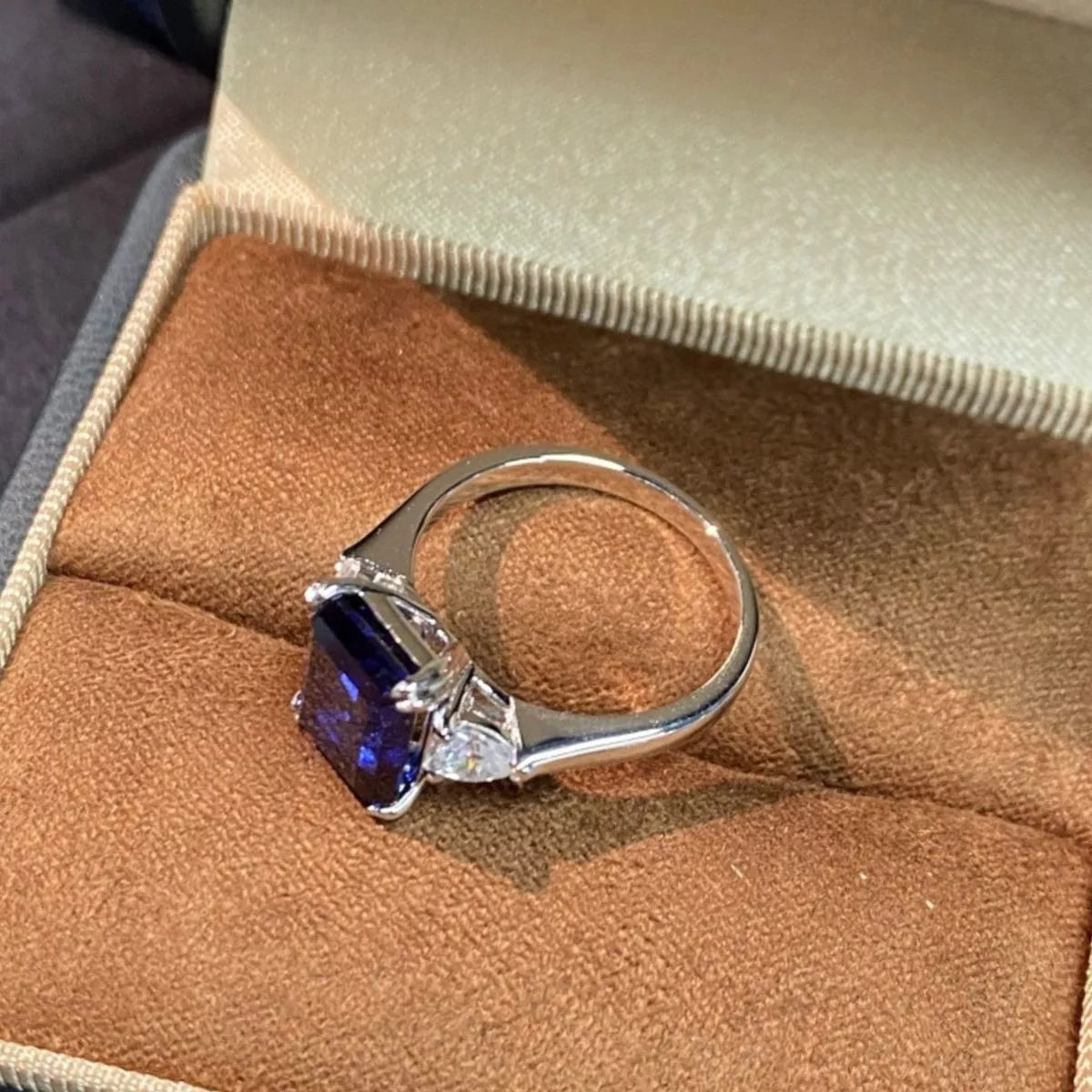 Trendsi 925 Sterling Silver Sapphire Geometric Ring -