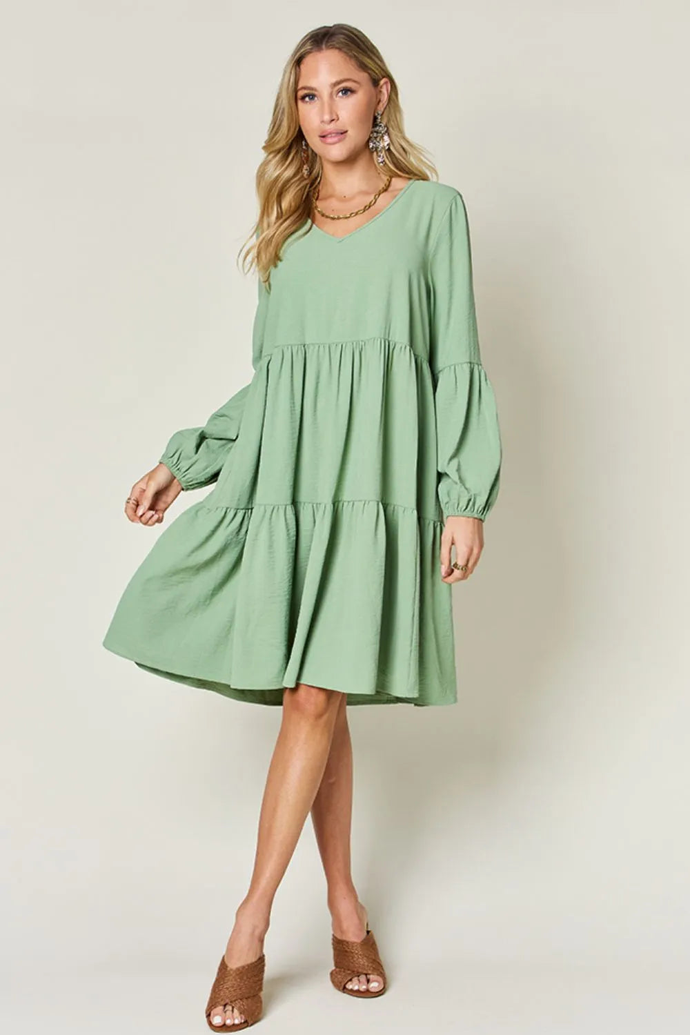 Women's apparel – product view 5