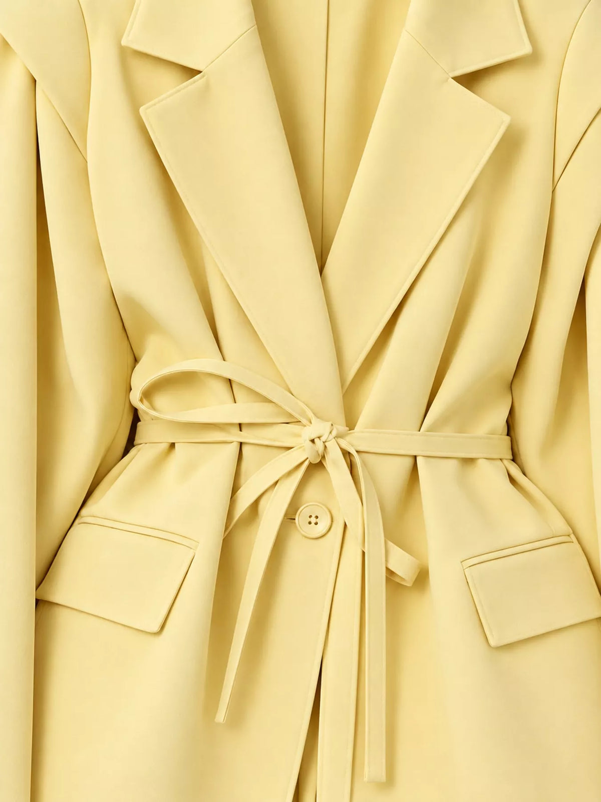 Collared long sleeve blazer, construction and design details