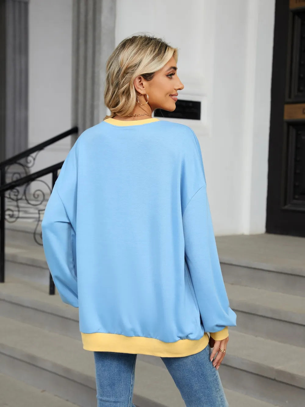 Trendsi Contrast Round Neck Long Sleeve Sweatshirt -