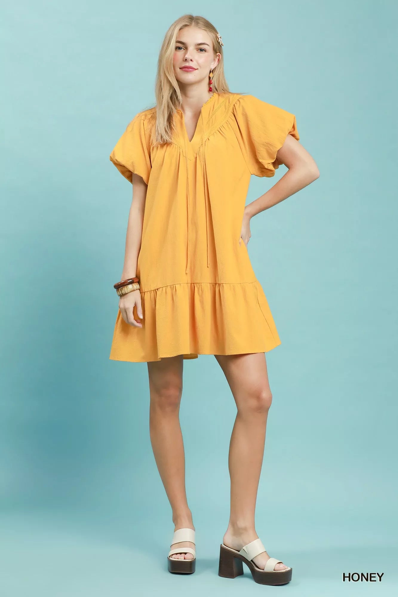 Women's apparel – product view 4