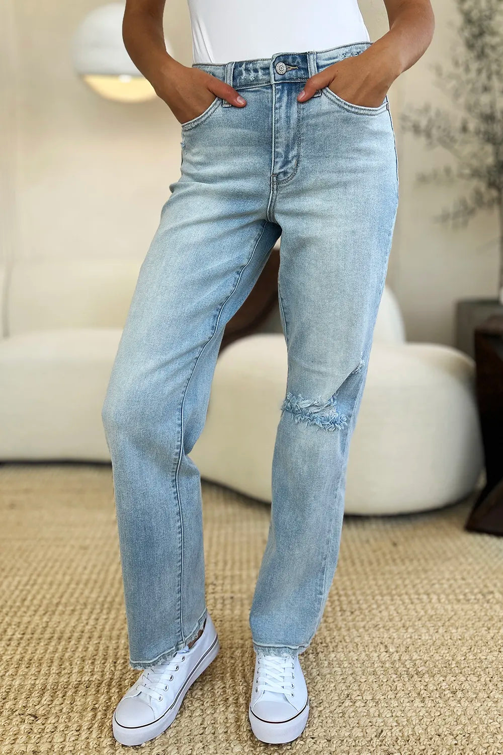 Women's jeans – product view 2