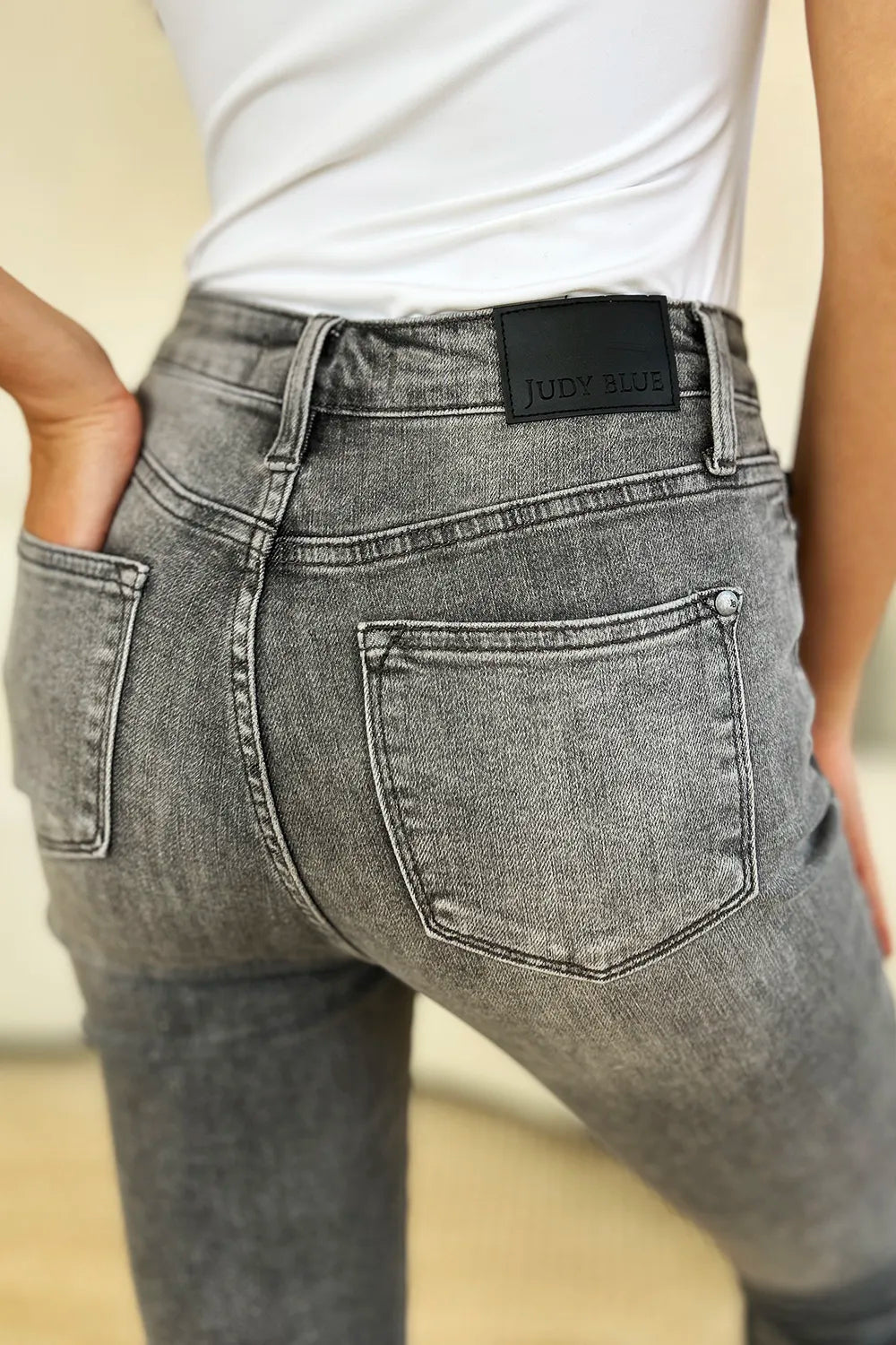 Women's apparel – product view 8