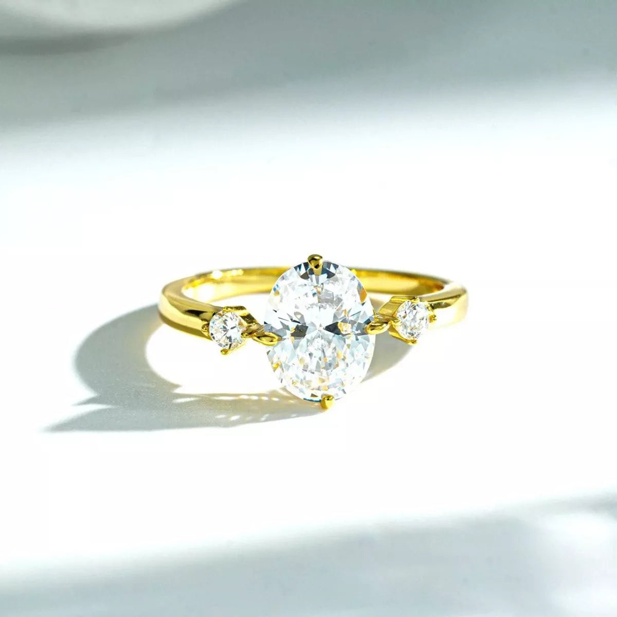 Trendsi 925 Sterling Silver Zircon Oval-Cut Ring -