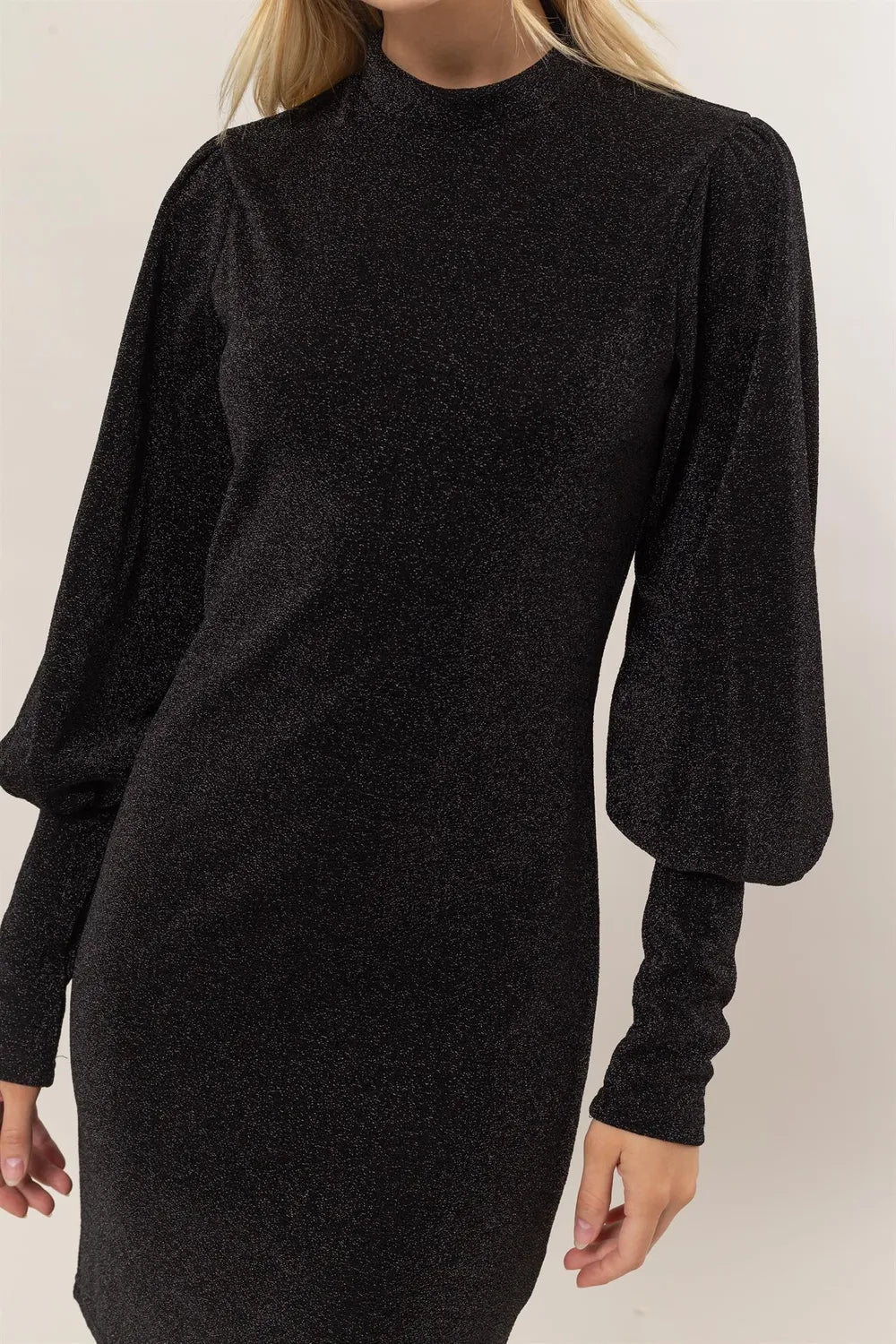 Women's apparel – product view 5