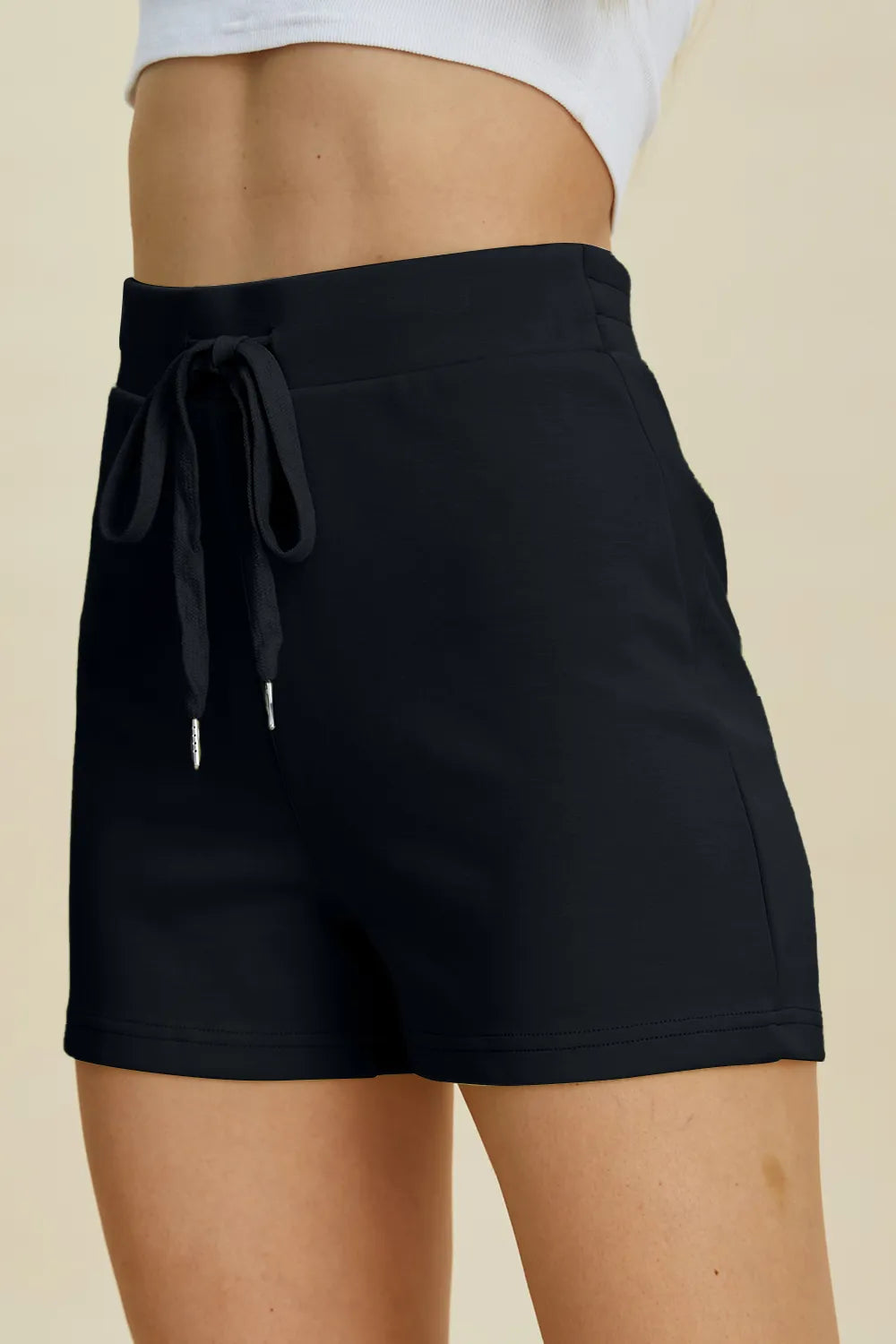 Women's shorts – product view 2