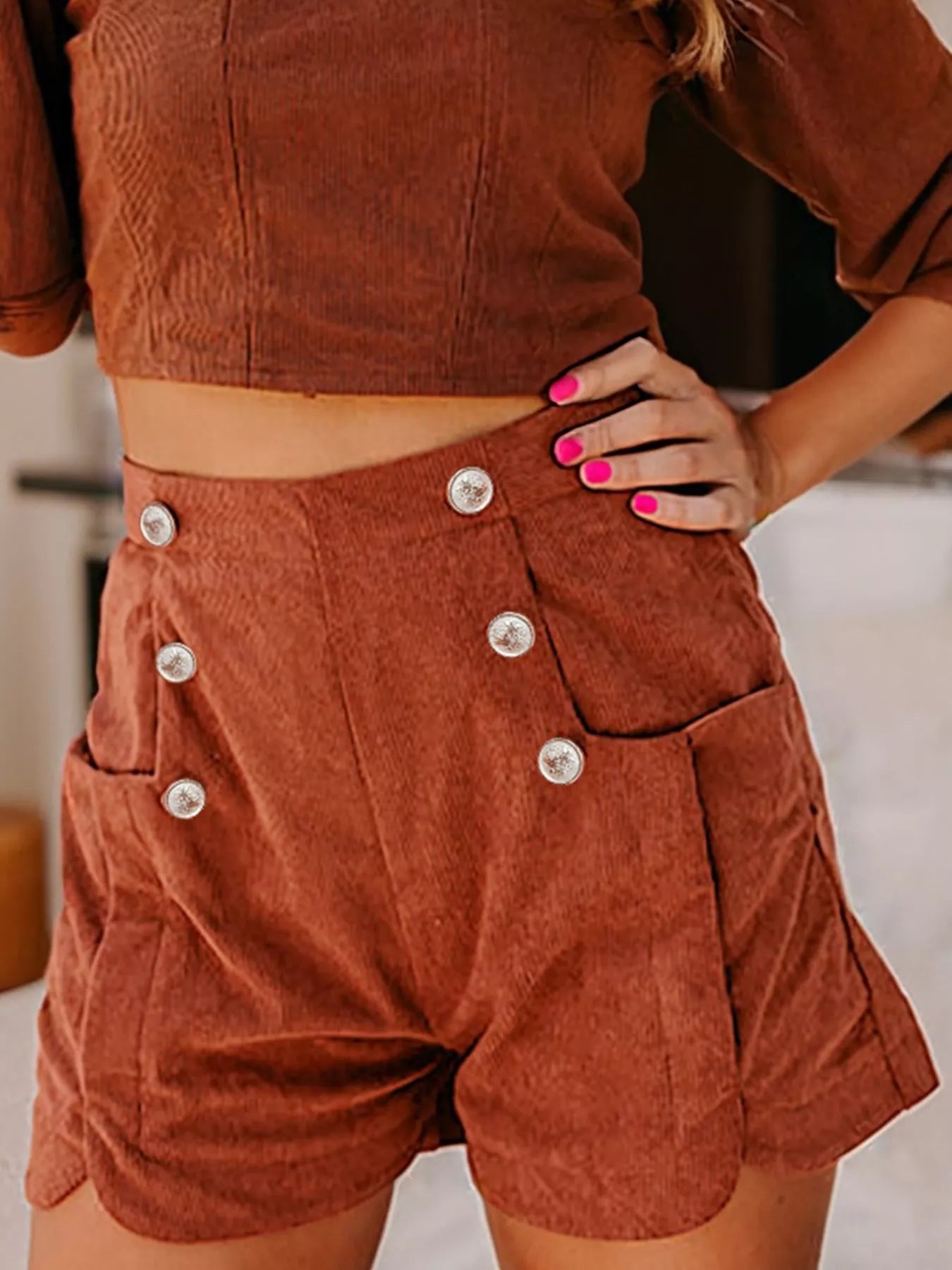 Trendsi Button Decor Scalloped Edge High Waist Corduroy Shorts -