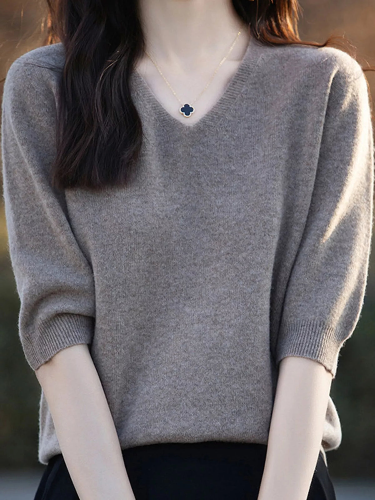 Short-sleeve sweater