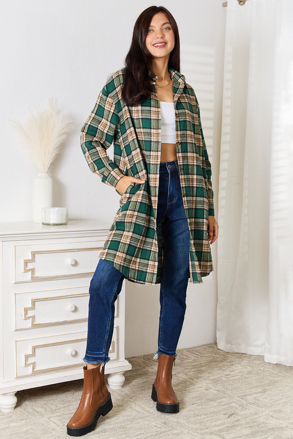Women's apparel – product view 4