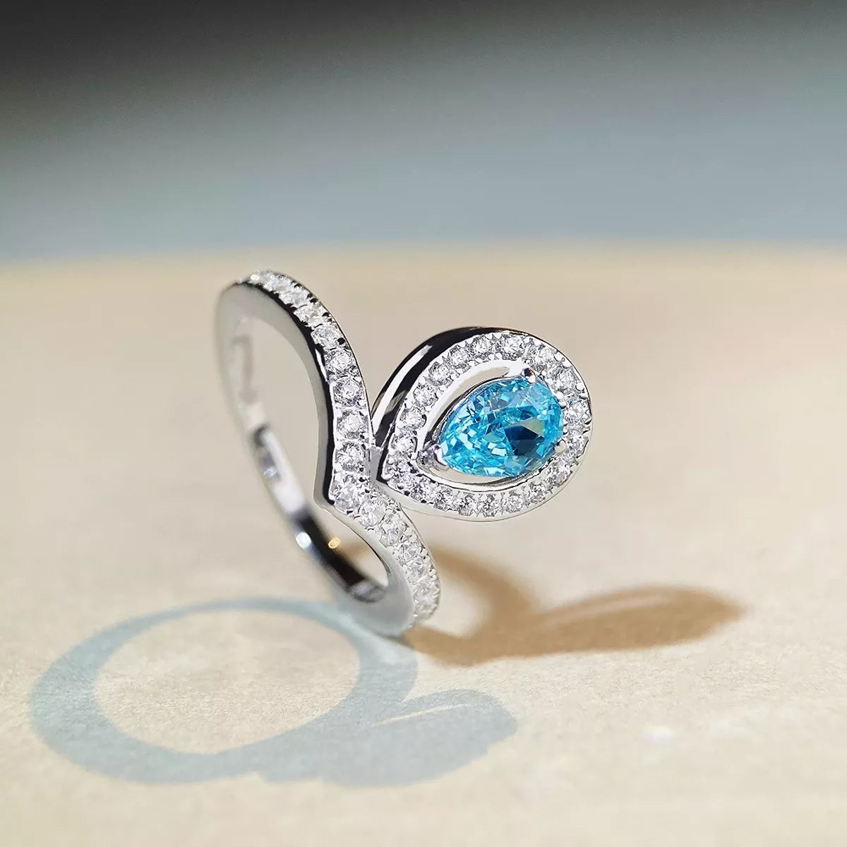 Trendsi 925 Sterling Silver Zircon Teardrop Ring -