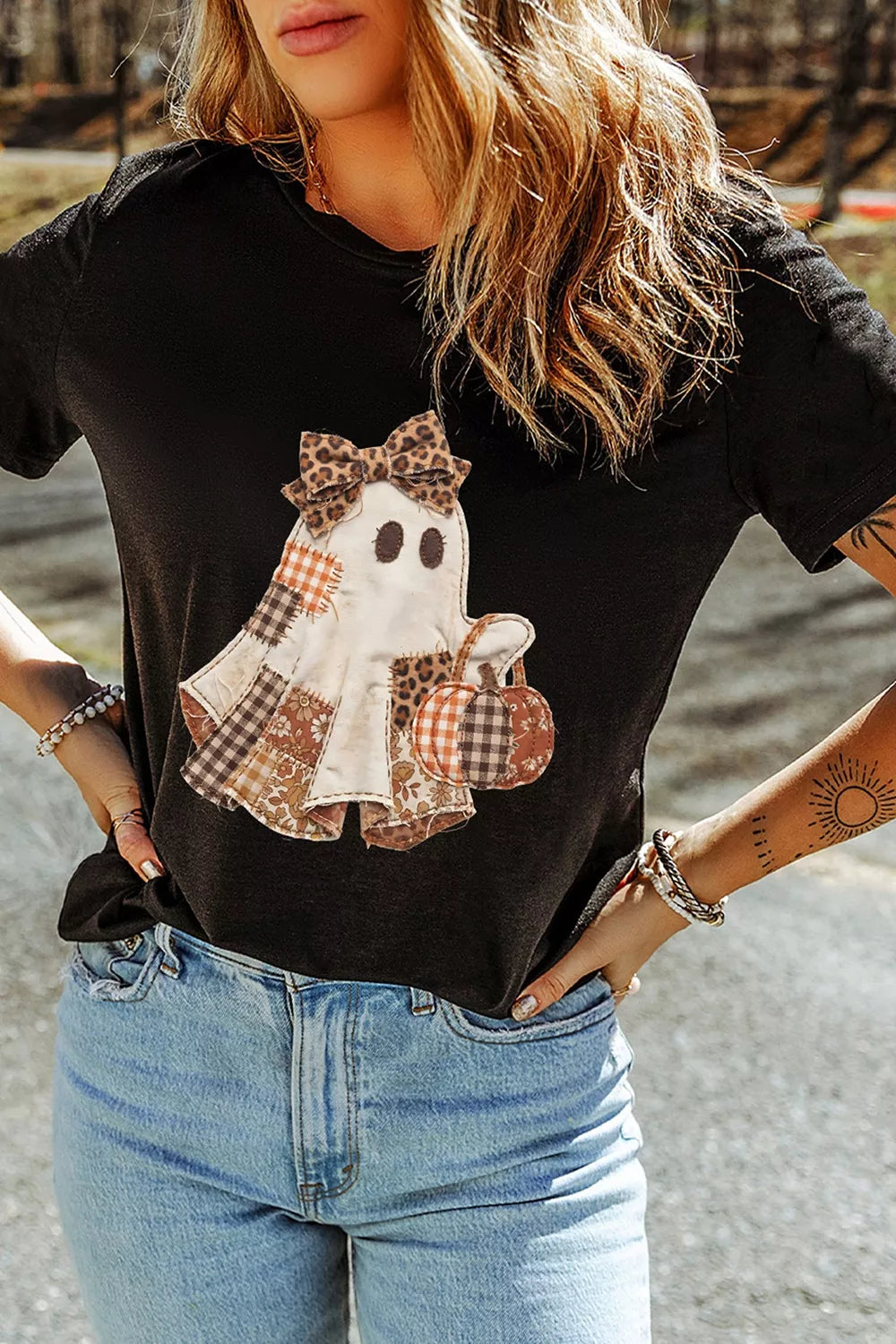 Trendsi Full Size Halloween Ghost Applique Short Sleeve T-Shirt Plus Size -