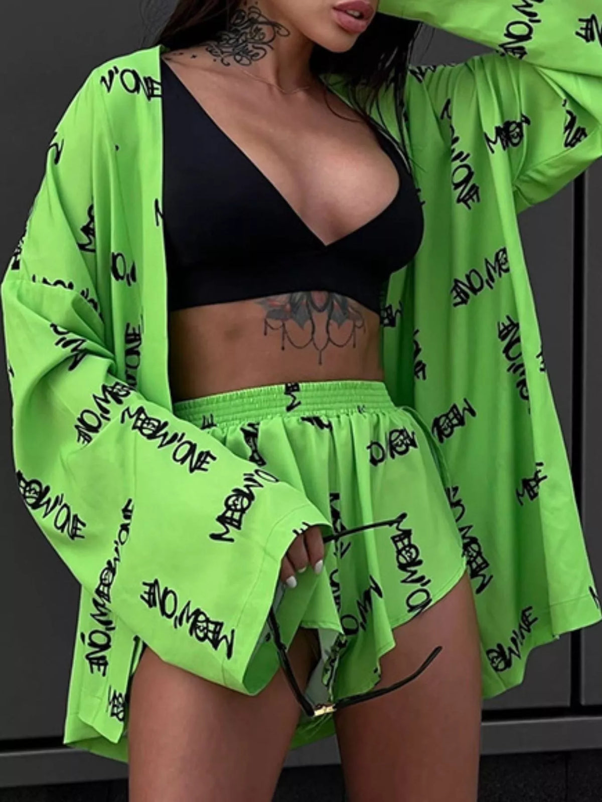Printed cardigan and shorts set, green lettering-print front