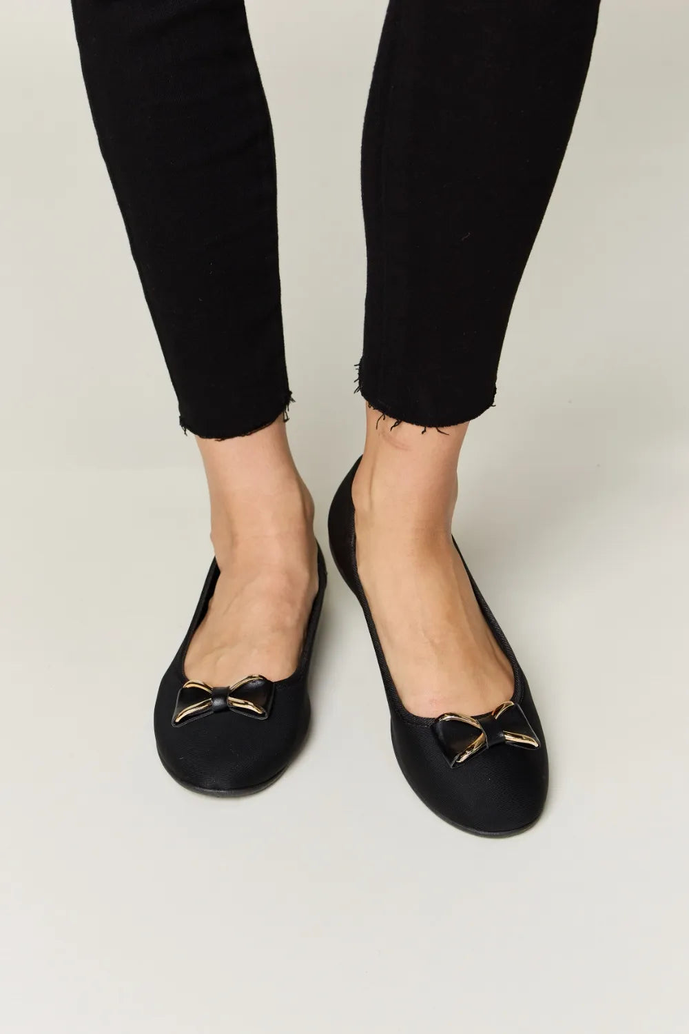 Women's apparel – product view 6