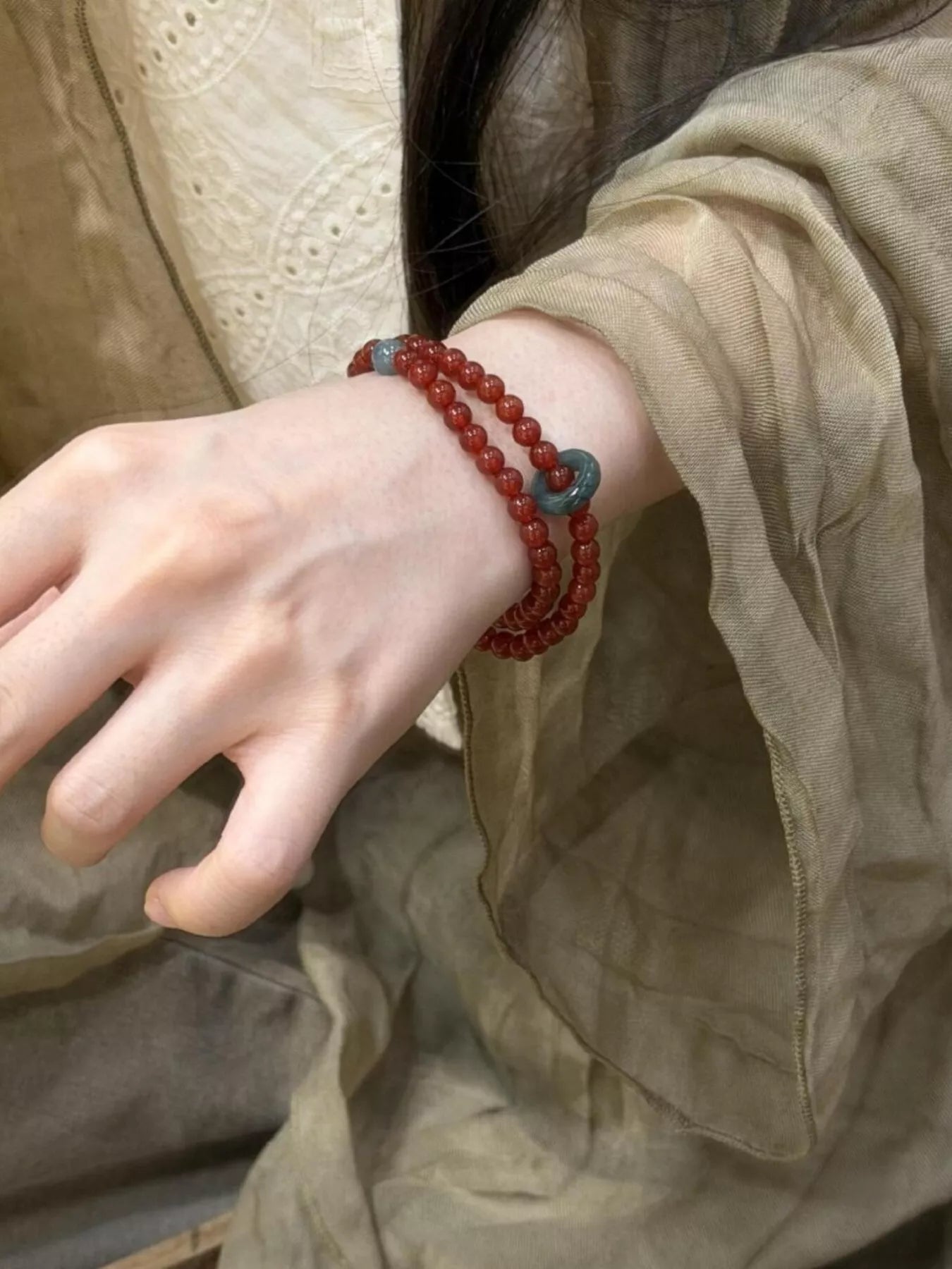 Women's Double Layered Agate Beaded Bracelet With Ring Charm