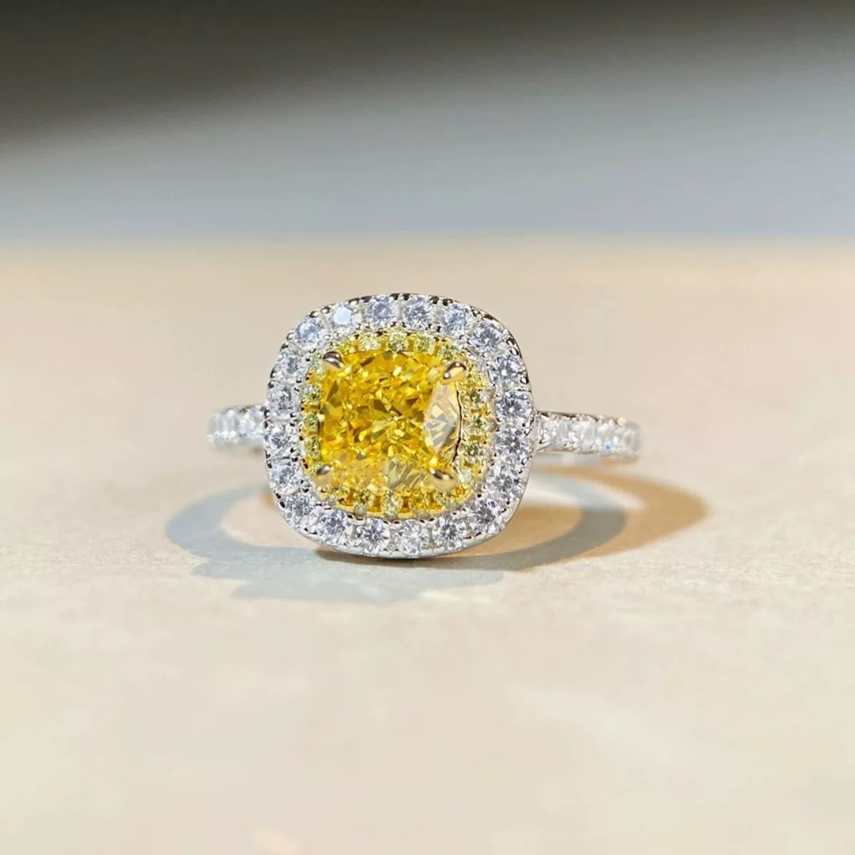 Trendsi 925 Sterling Silver Zircon Cushion Cut Ring -
