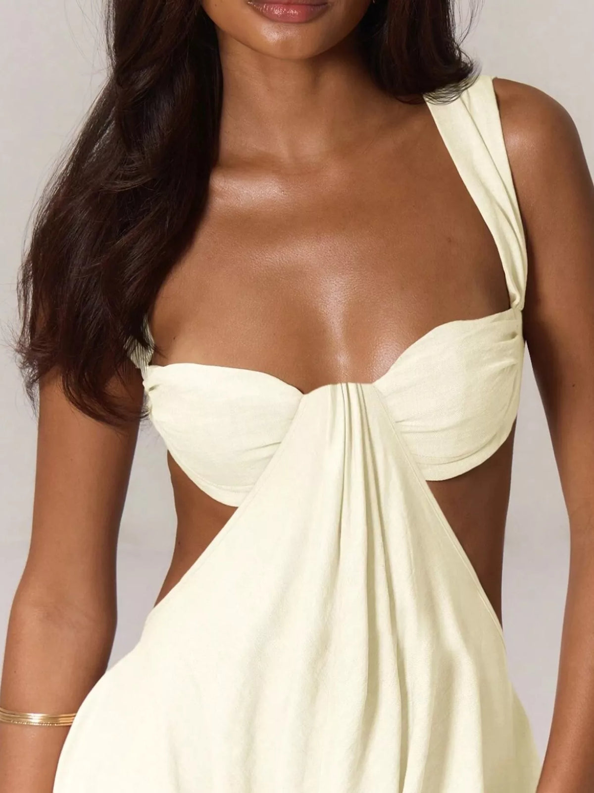 Cutout jumpsuit, cream neckline detail