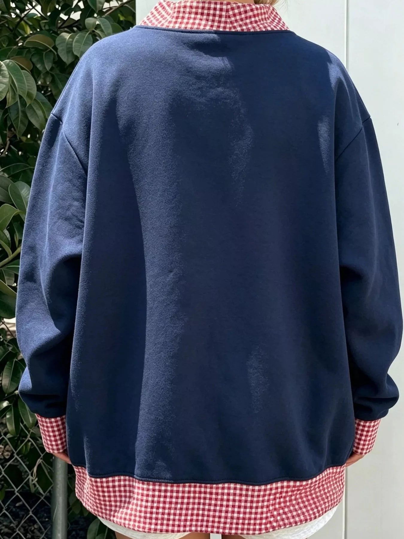 Trendsi Polka Dot Contrast Trim Dropped Shoulder Sweatshirt -