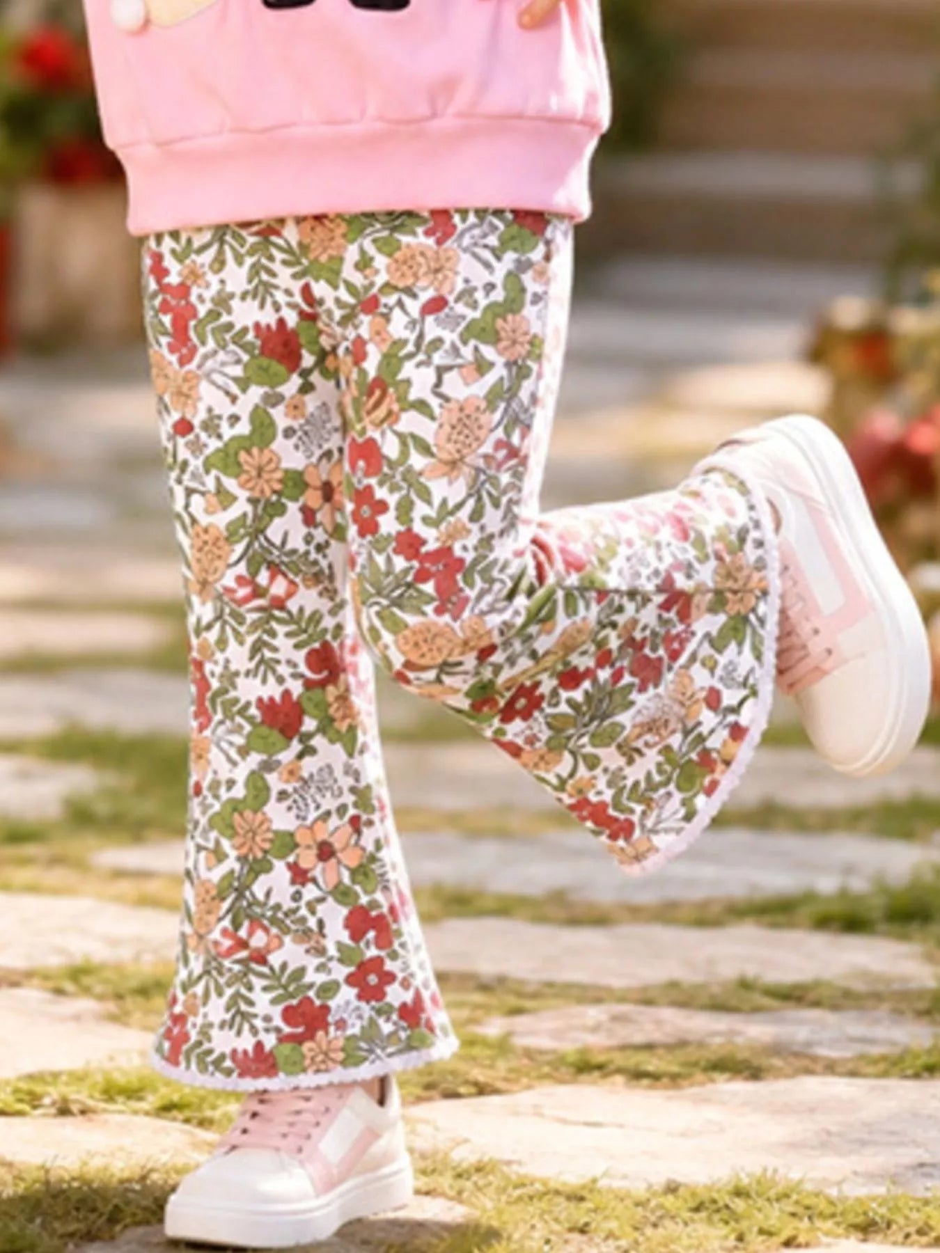 Trendsi Children's Christmas Santa Graphic Sweatshirt and Floral Flare Pants Set -