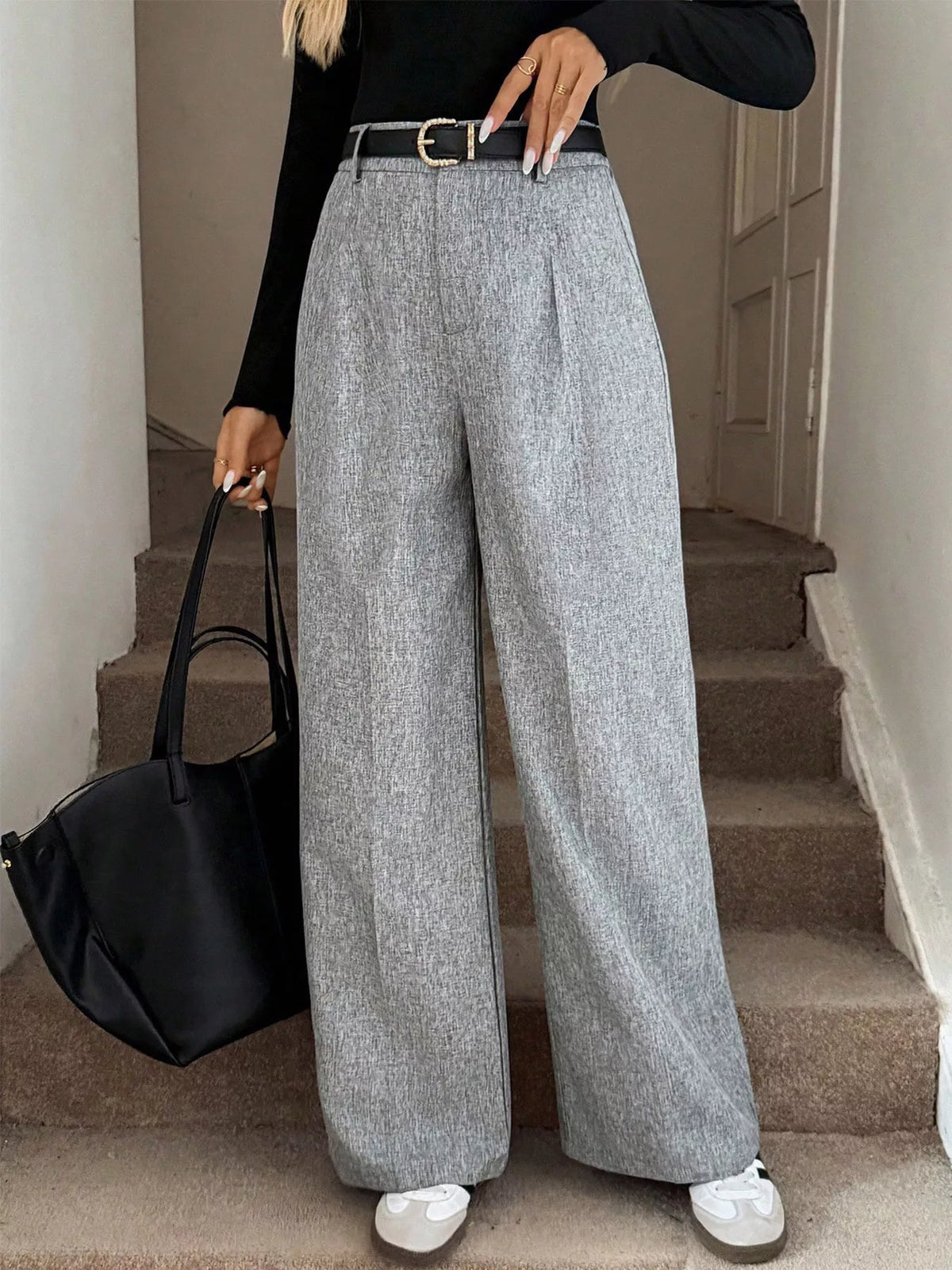 Wide-Leg Pants in gray, front view