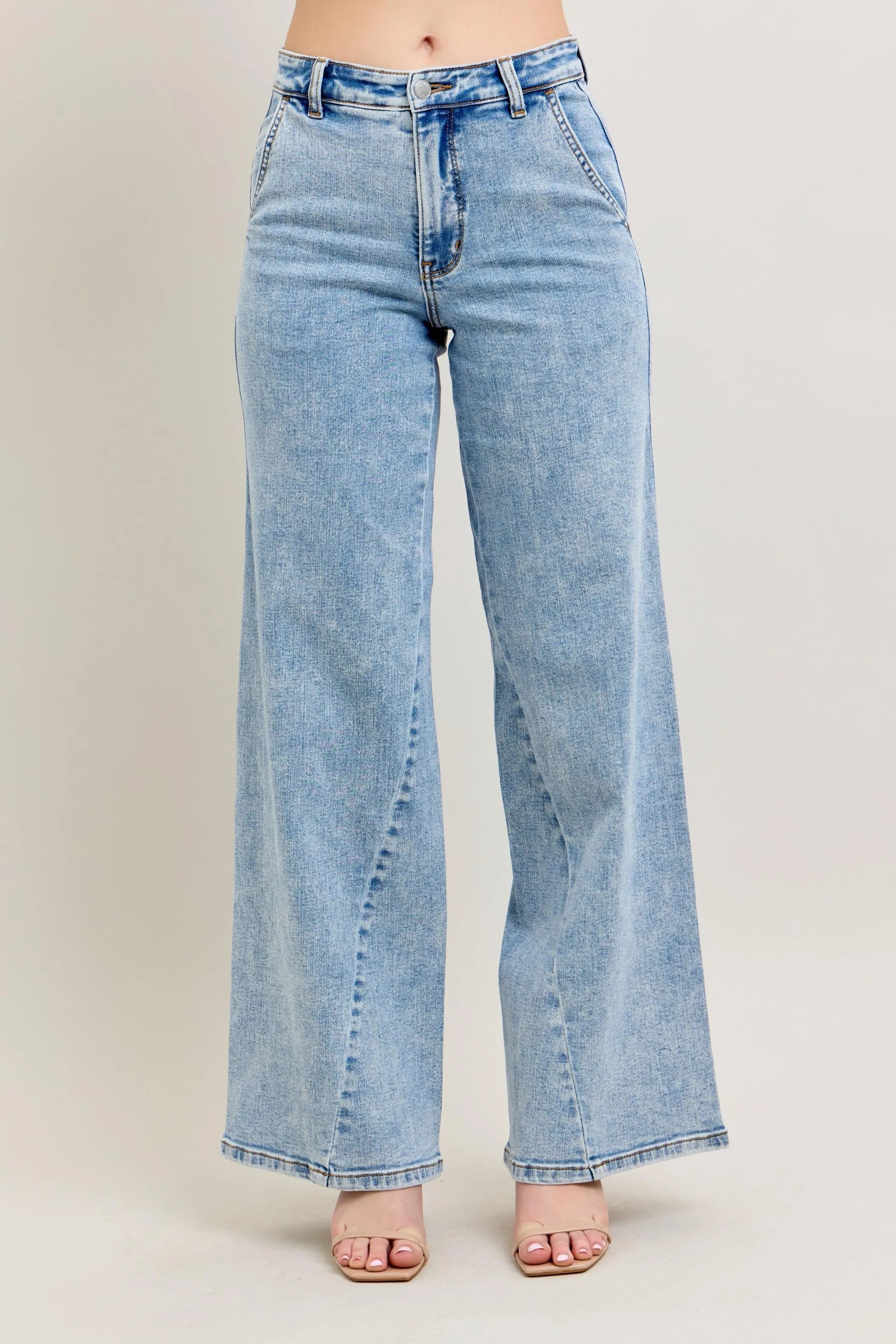 Women's jeans – product view 2