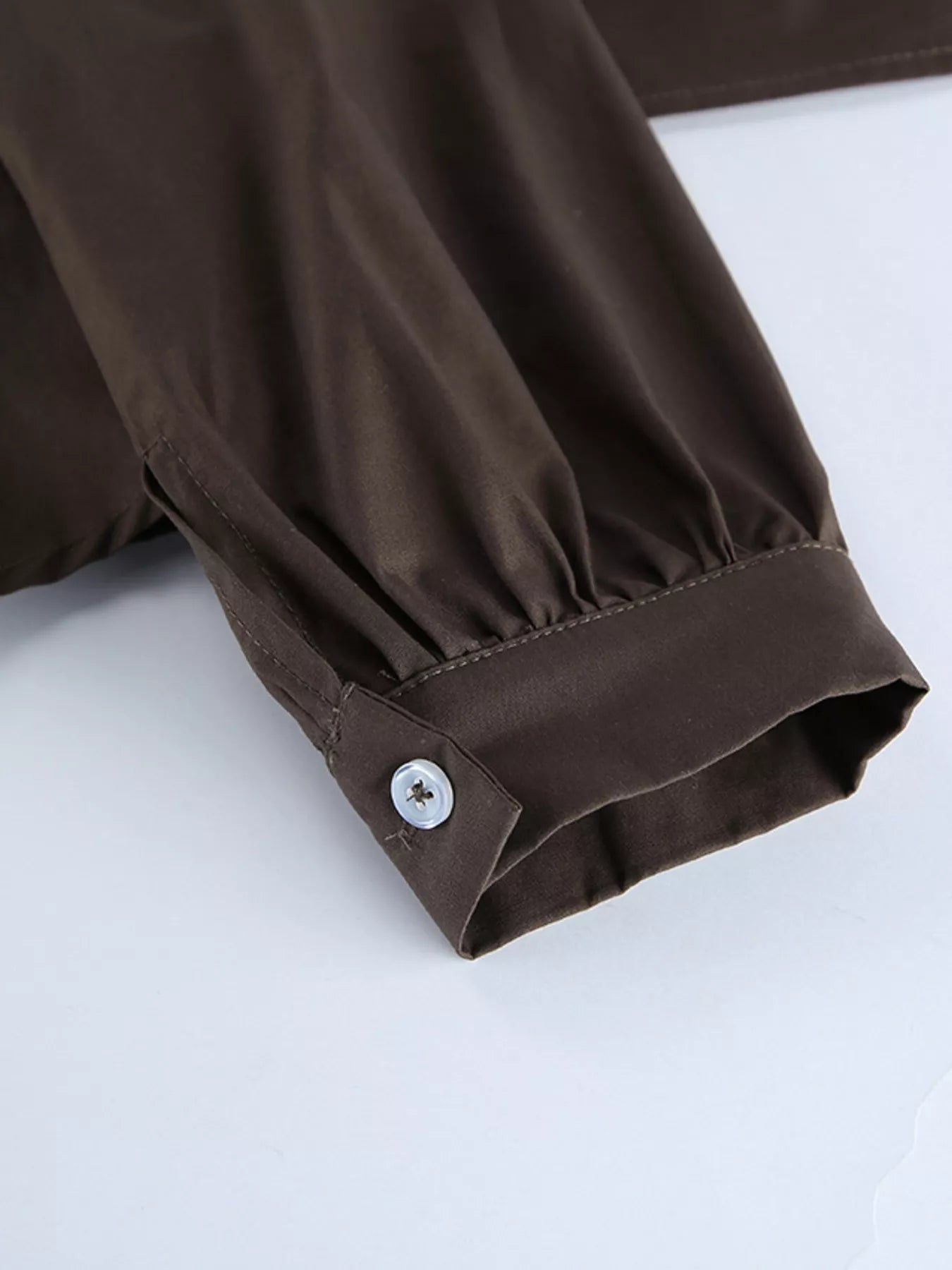 Trendsi Slim-Fit Ruched Waist Shirt -