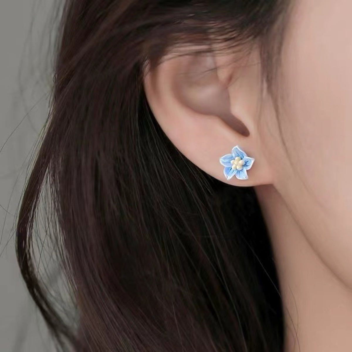 Trendsi Floral Stud Earrings -