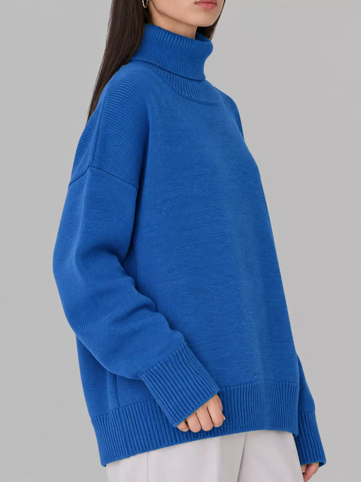 Turtleneck sweater, blue side