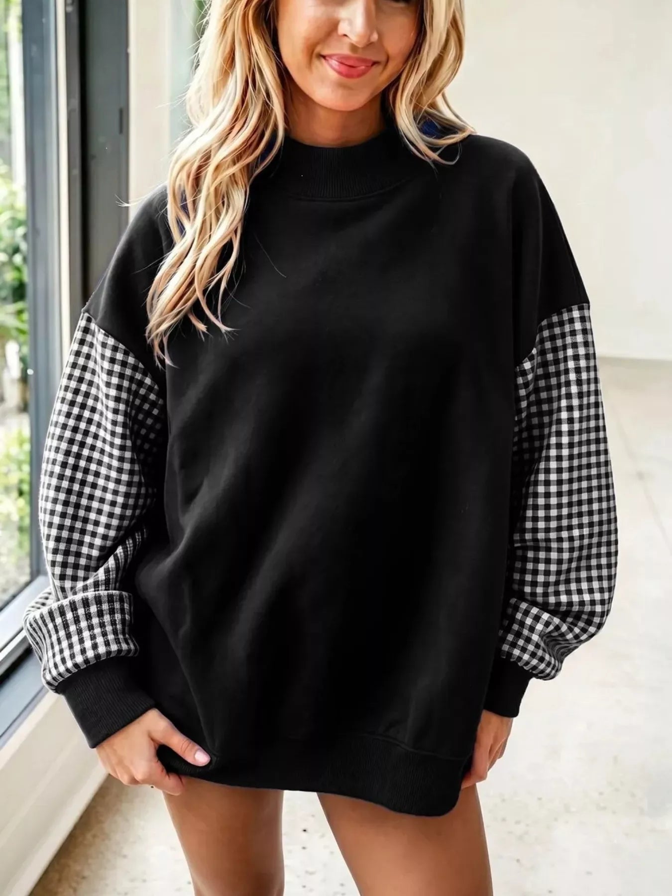 Trendsi Gingham Sleeves Round Neck Sweatshirt -