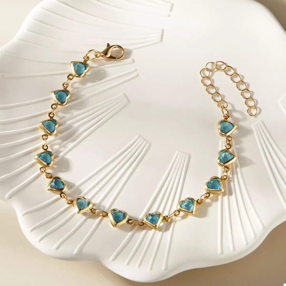 Trendsi 18K Gold-Plated Heart Bracelet -