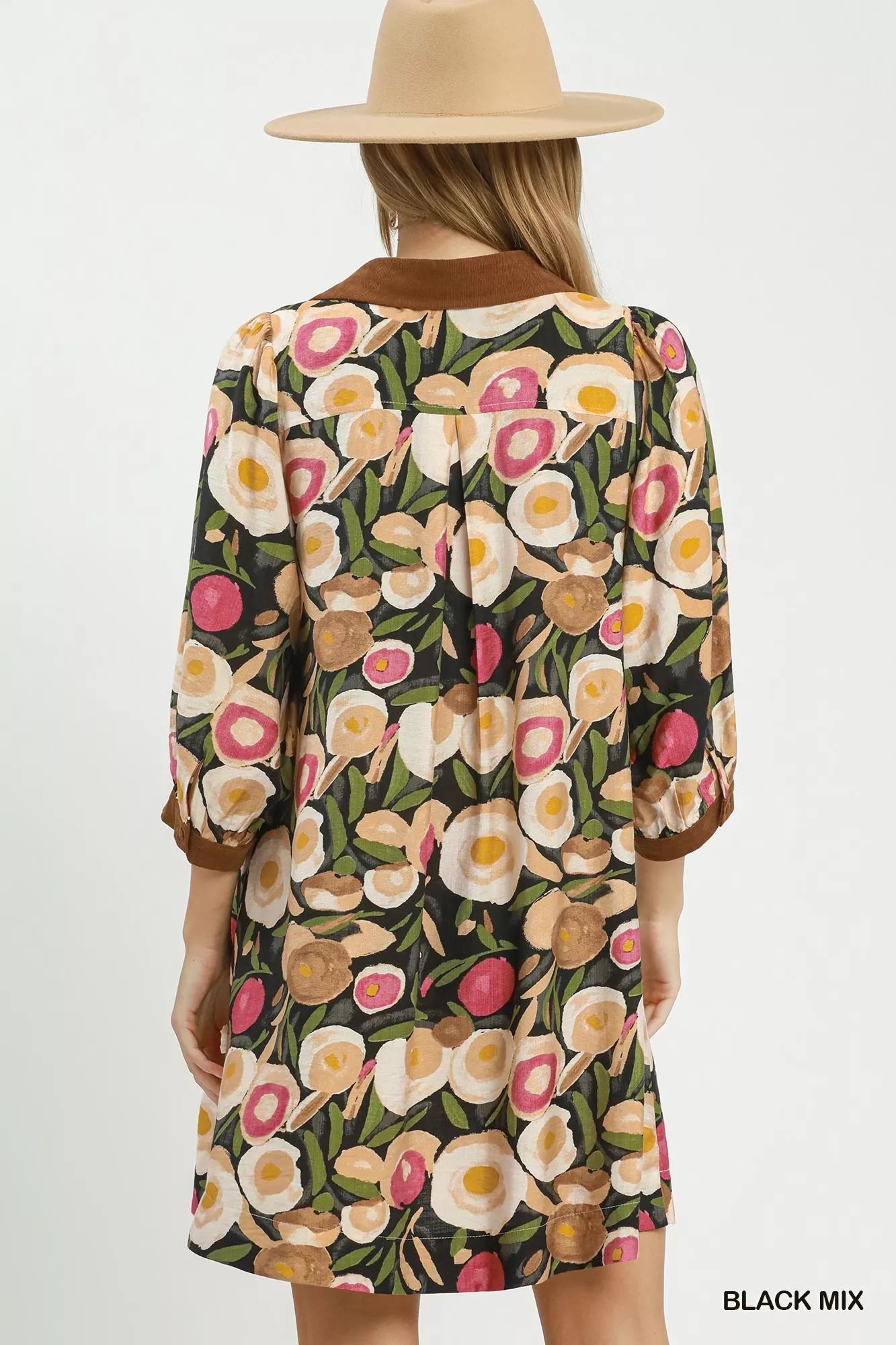 Women's apparel – product view 3