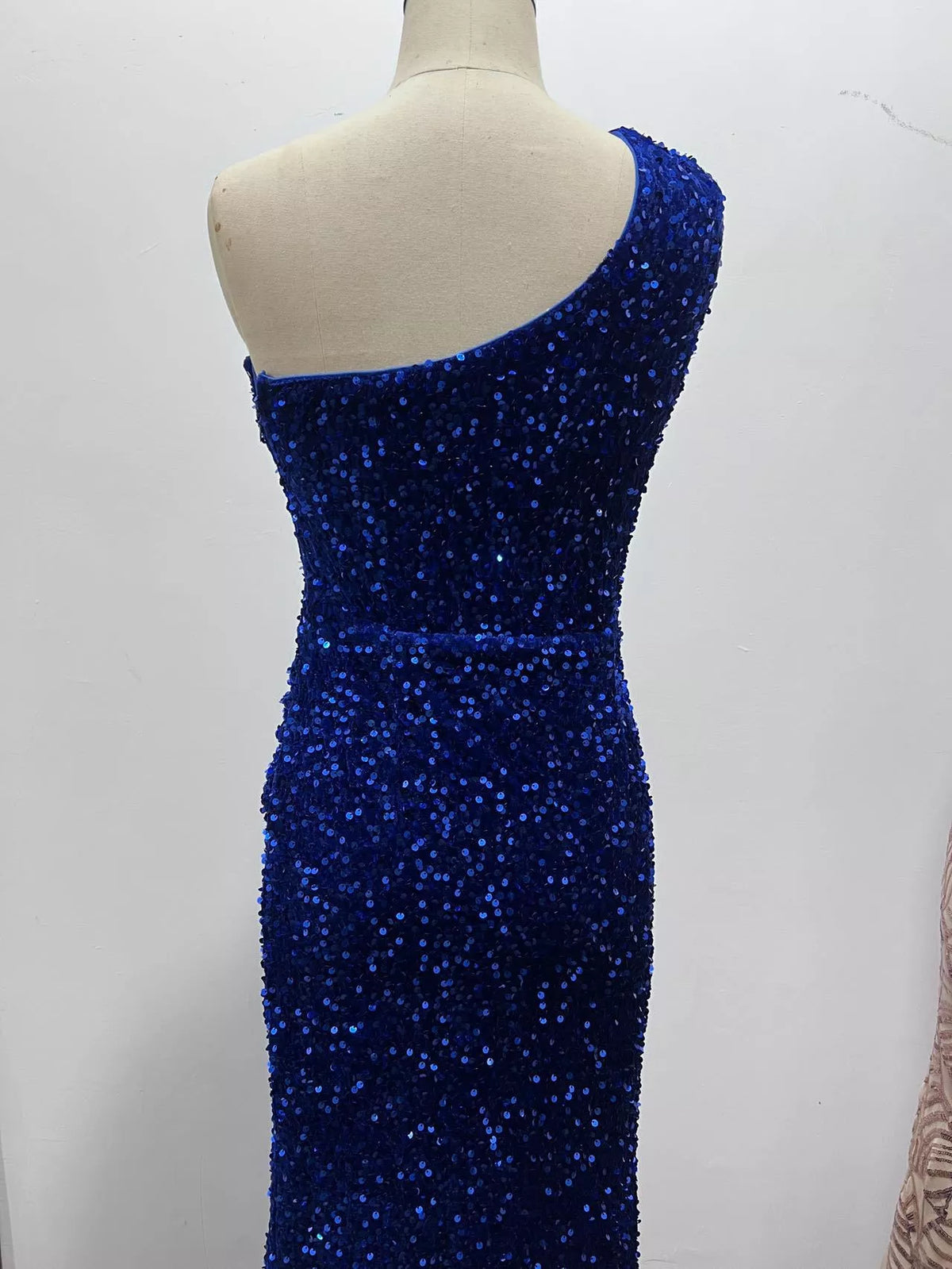 Sequin maxi dress, blue mannequin back
