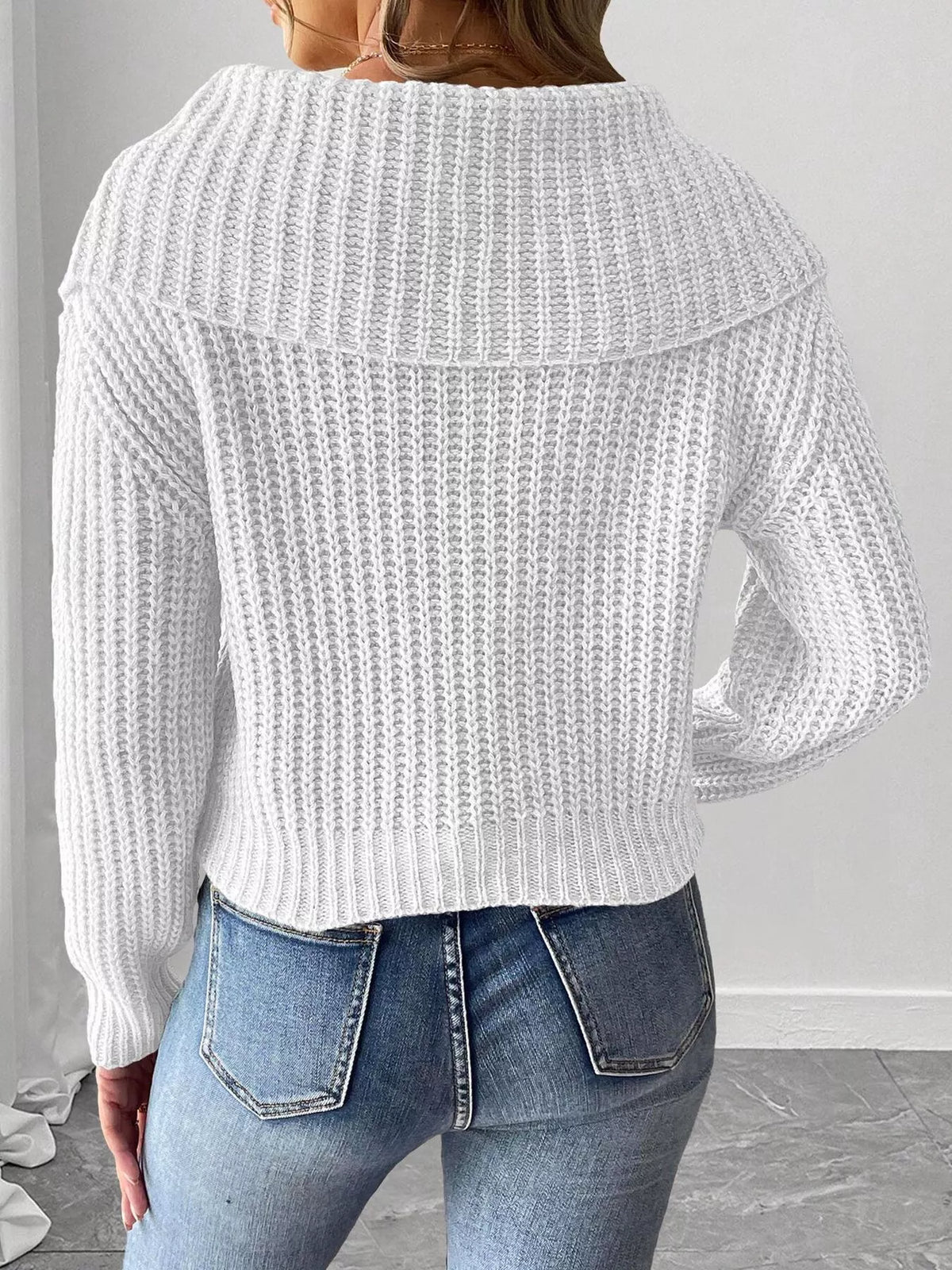 Trendsi Contrast Bow Long Sleeve Sweater -