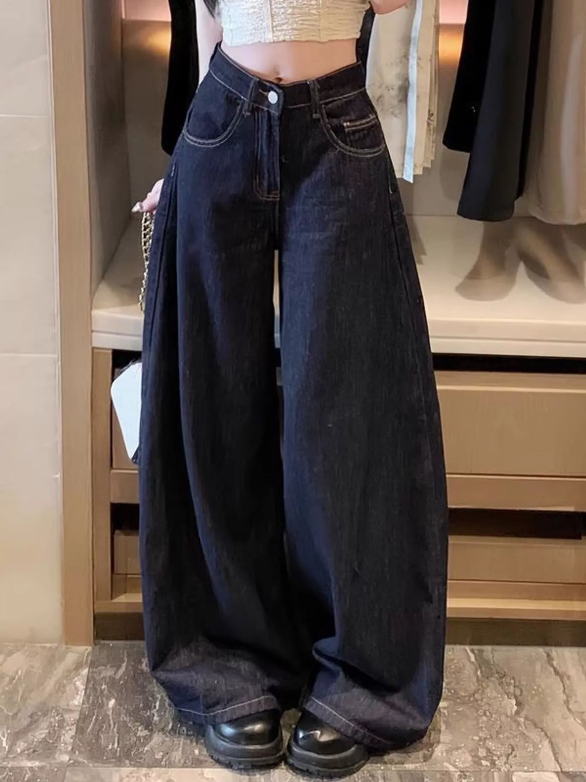 High-Waisted Wide-Leg Jeans in dark blue