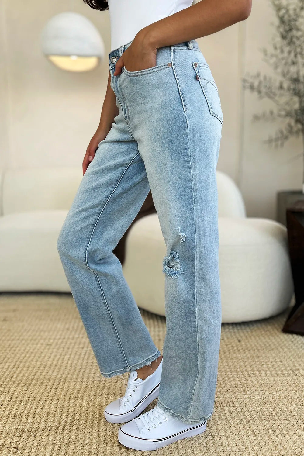 Women's jeans – product view 3