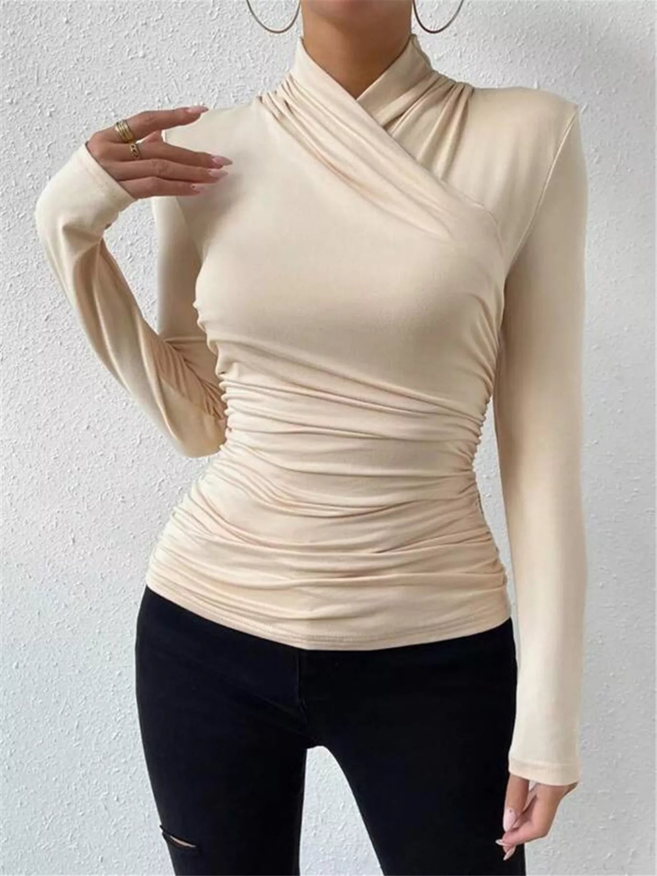 Trendsi Ruched Long Sleeve Slim Fit Top -