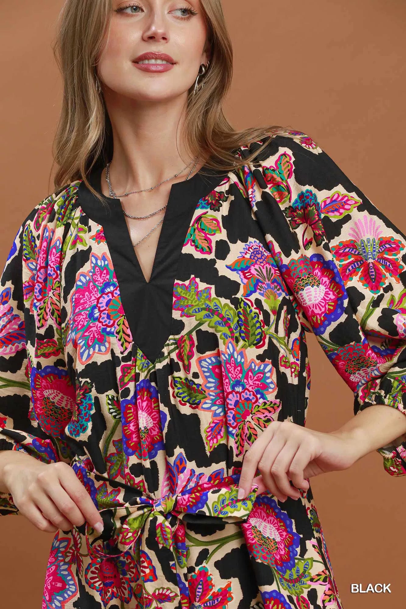 Women's apparel – product view 6