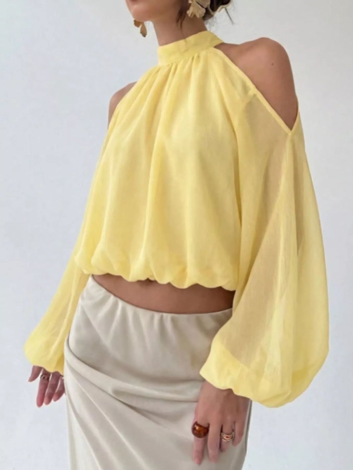 Cold-shoulder blouse, yellow side