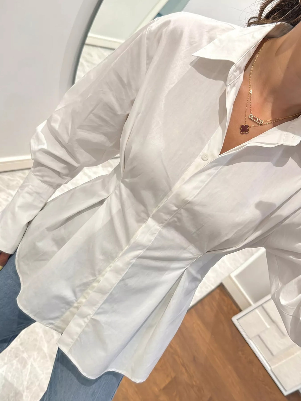 Button-Down Lantern Sleeve Shirt in white, collar detail