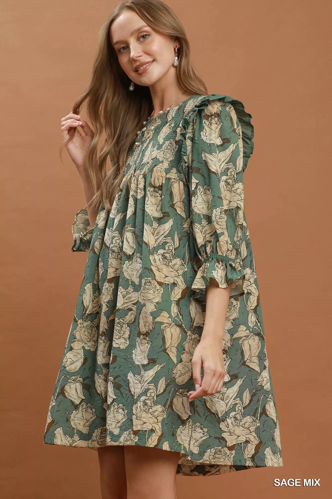 Women's apparel – product view 2