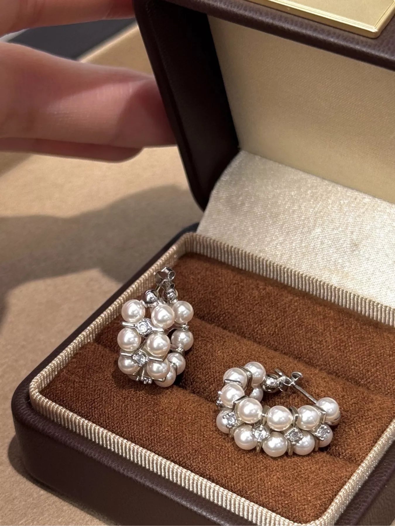 Women's Synthetic Pearl Zircon Cluster Hoop Earrings 925 Silver Post