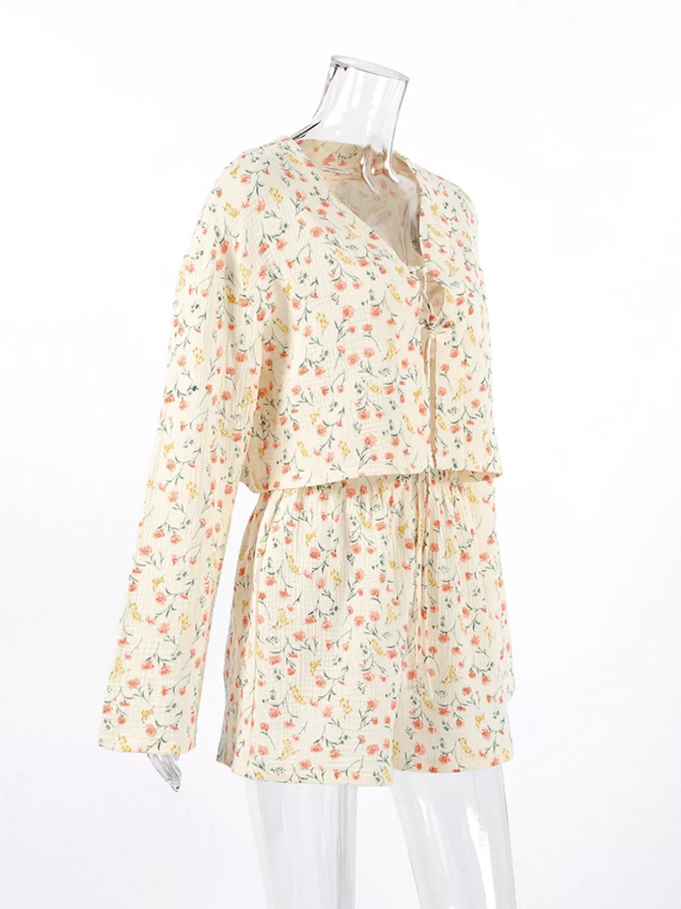 Trendsi Floral Print Crinkle Texture Tie-Front Top and Shorts Set -