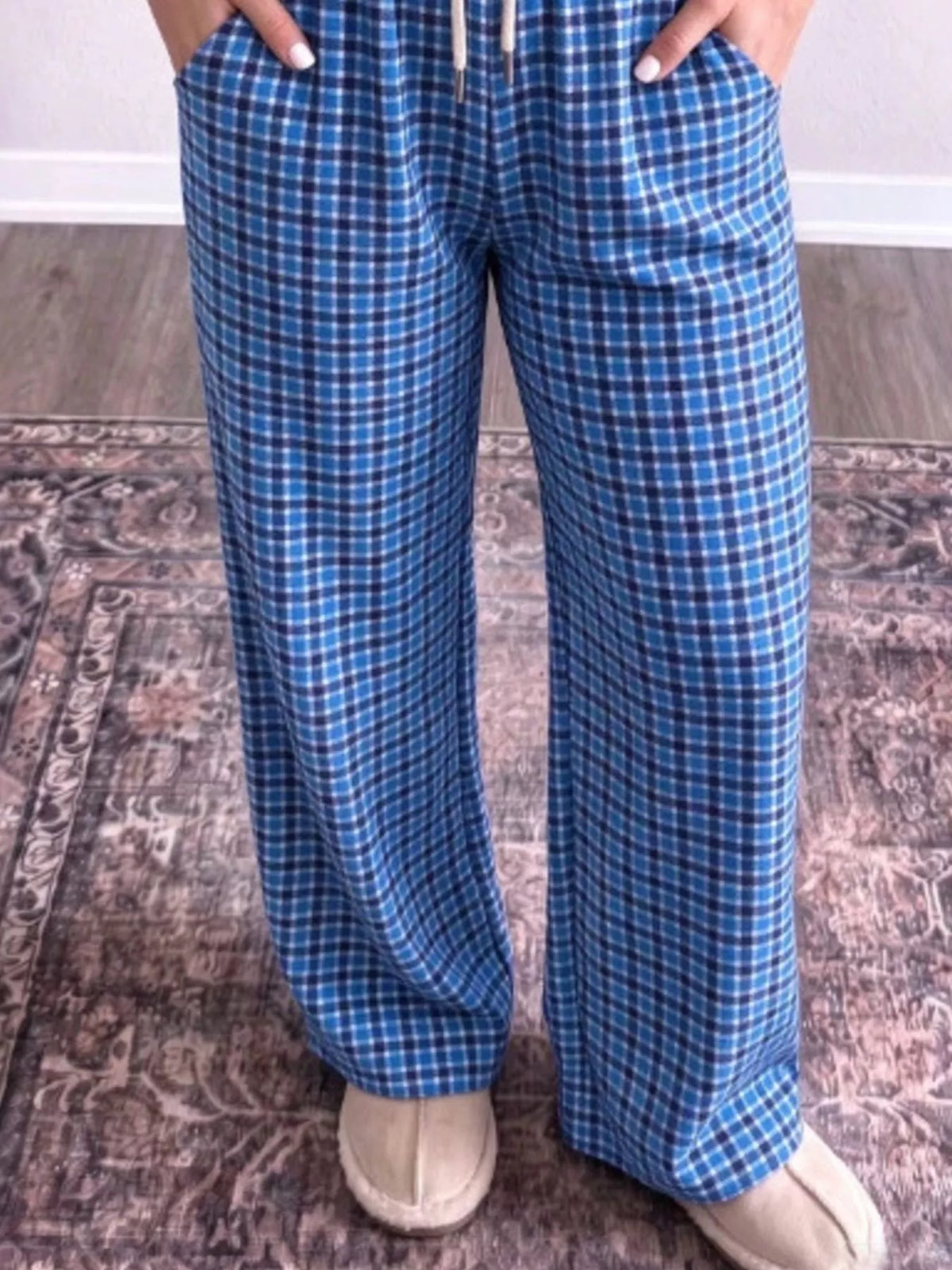 pants, construction and design details