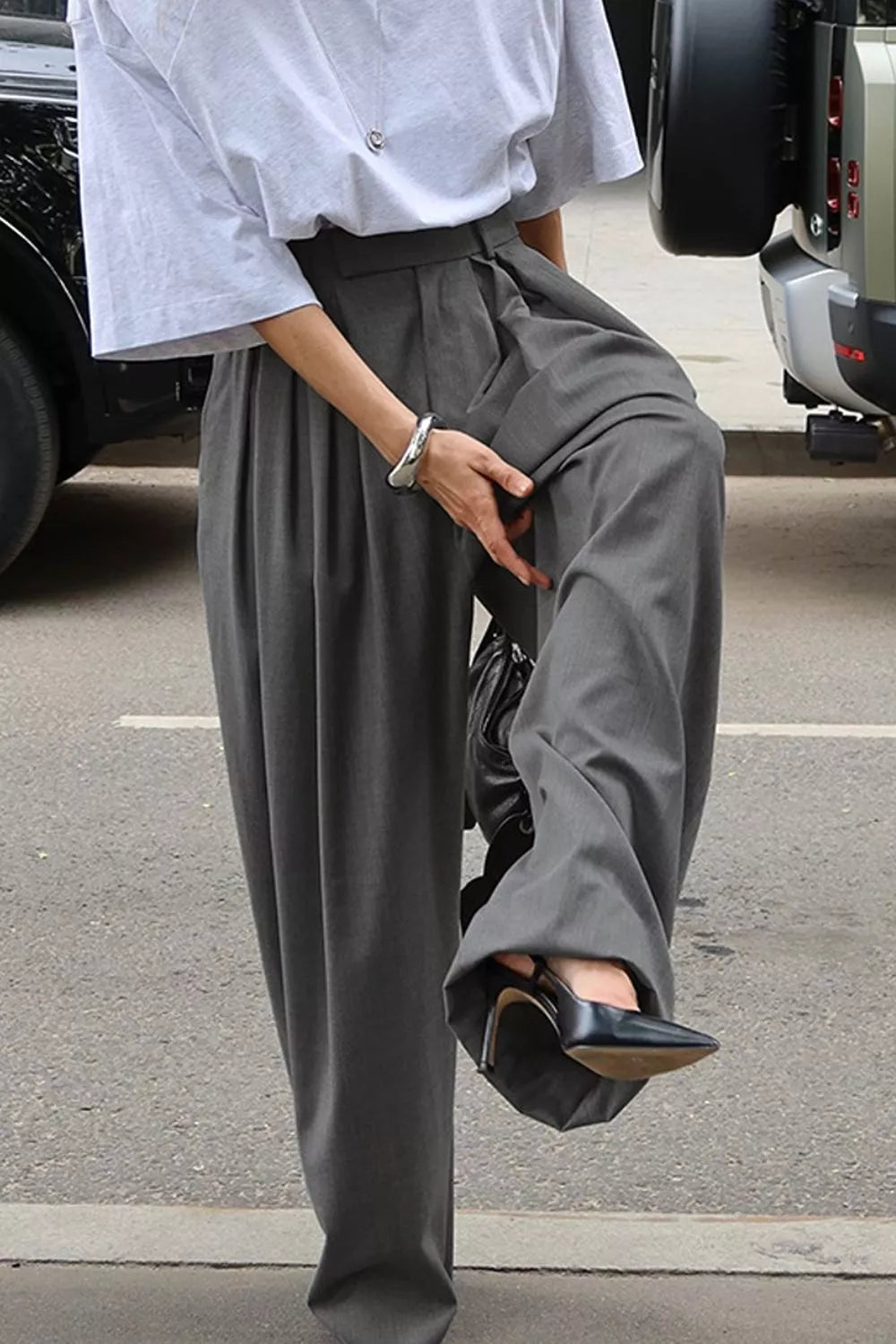 Trendsi High-Waisted Wide-Leg Pleated Pants -