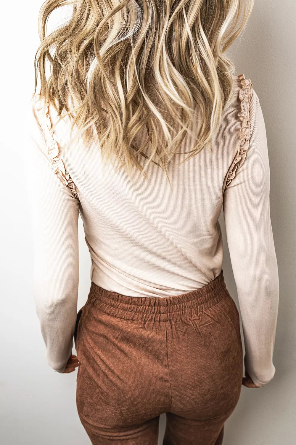 Trendsi Solid Color Round Neck Frill Detail Long Sleeve Top -