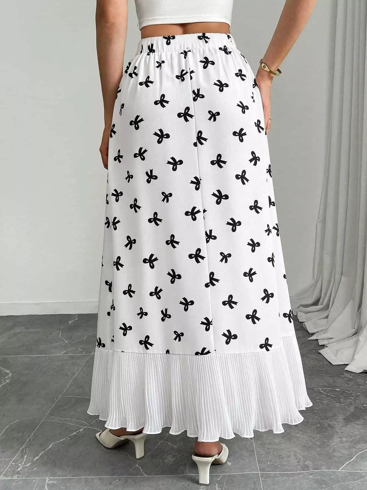 Trendsi Bow Print Ruffle Hem Flowy Maxi Skirt -
